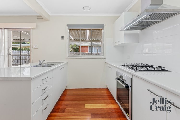7 Balmoral Court Glen Waverley 3150