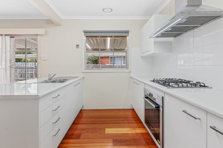 7 Balmoral Court Glen Waverley 3150