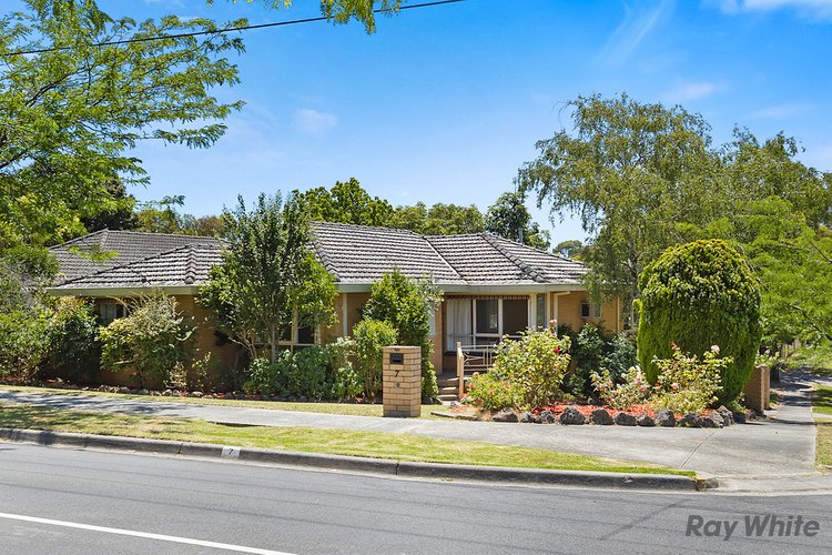 7 Benwerrin Drive Burwood East 3151