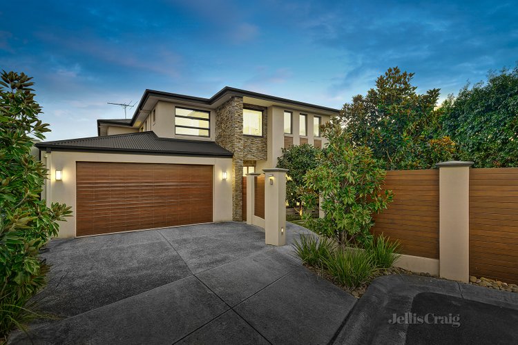 7 Brook Place Ringwood North 3134