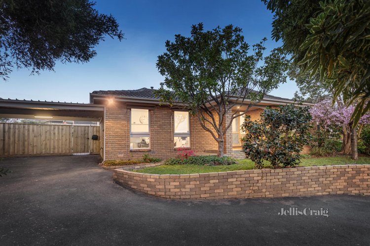 7 Cloverdale Lane Chirnside Park 3116