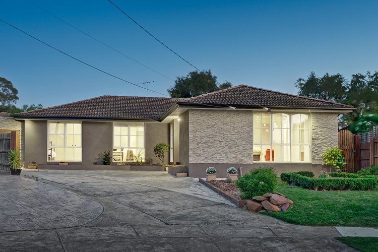 7 Cotoneaster Court Wheelers Hill 3150