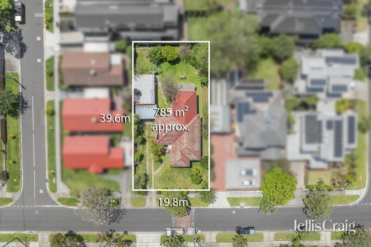 7 Deakin Street Bentleigh East 3165
