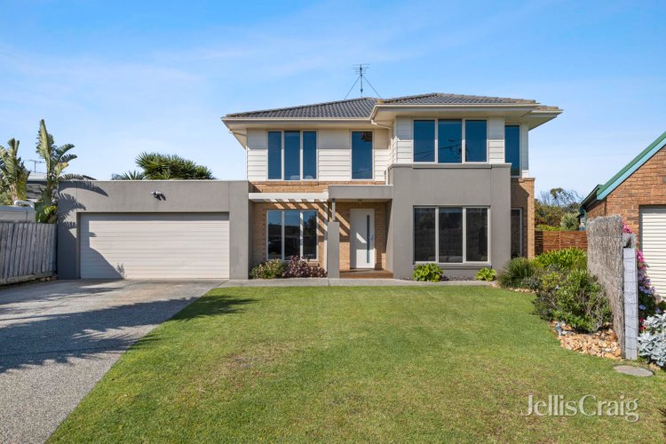 7 Derek Court Ocean Grove 3226