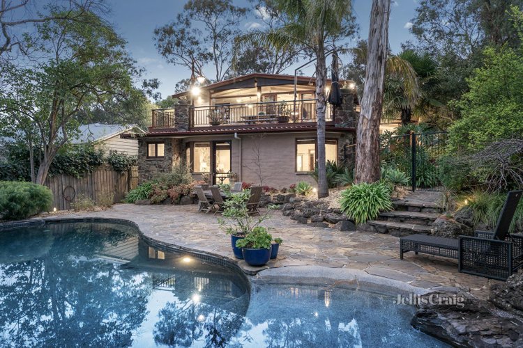 7 Diamond Street Eltham 3095