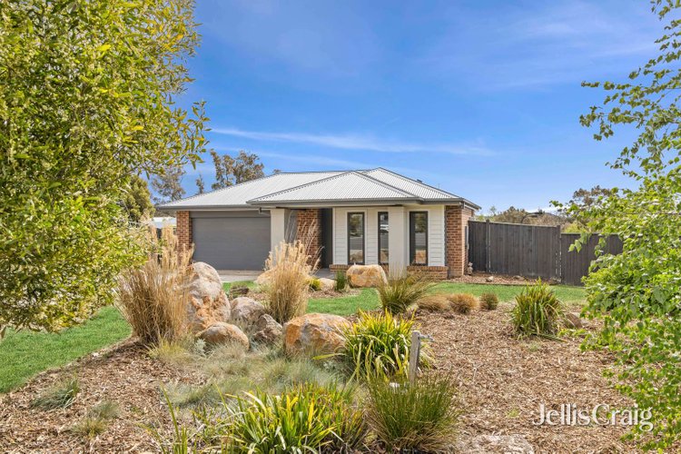 7 Dianella Court Woodend 3442