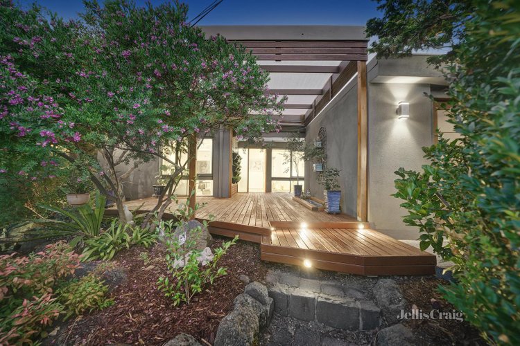 7 Eagle Rise Templestowe Lower 3107