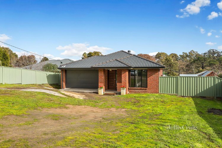 7 Eagles Road Harcourt 3453