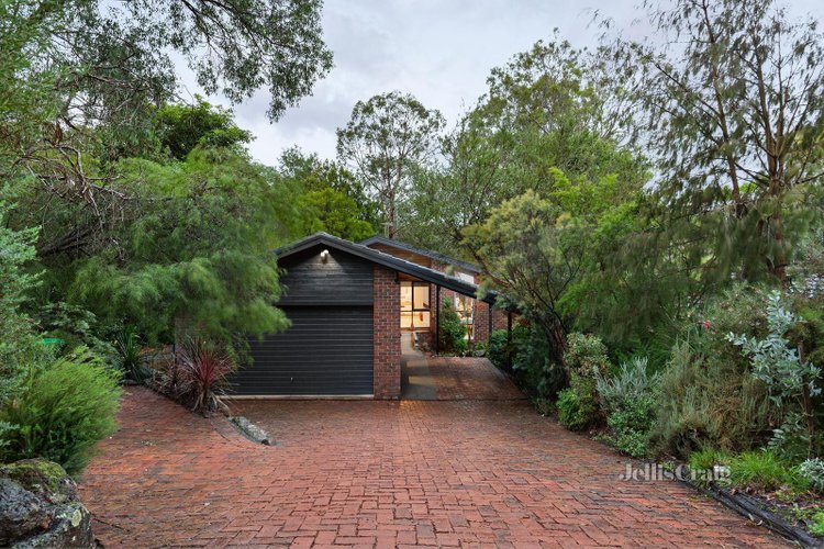 7 Eurah Place Eltham 3095
