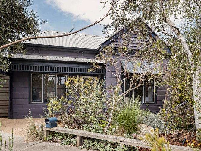 7 Evans Crescent Northcote 3070