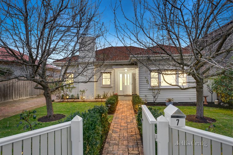 7 Garfield Avenue Ormond 3204