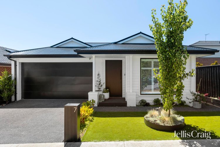 7 Gledhill Rise Mernda 3754