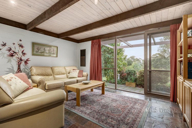7 Glenview Court Glen Waverley 3150