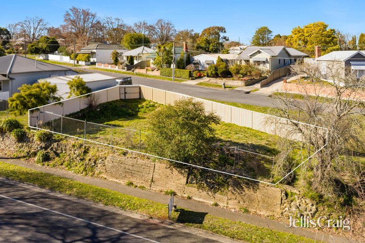 7 Hill Street Ballarat Central 3350