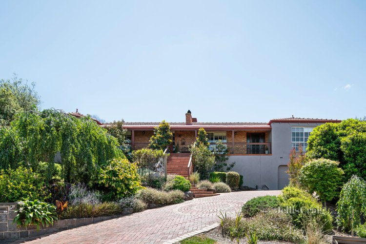 7 Hollyoak Rise Eltham North 3095