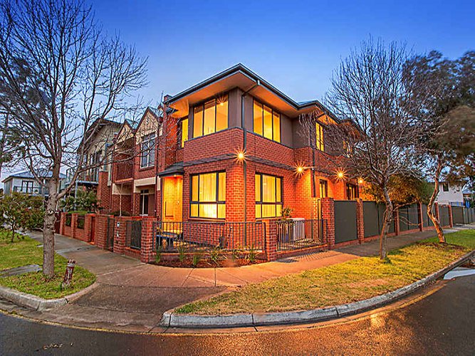 7 James Deane Place Newport 3015