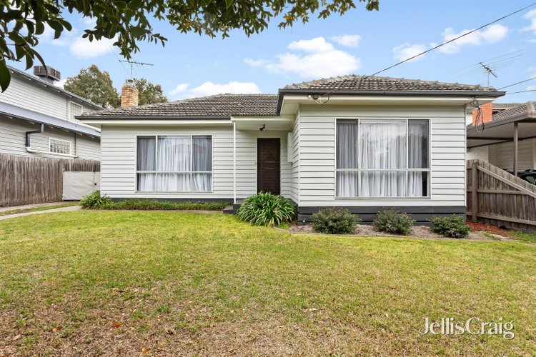 7 Leigh Street Bentleigh East 3165