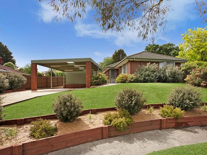 7 Lillian Close Bayswater North 3153