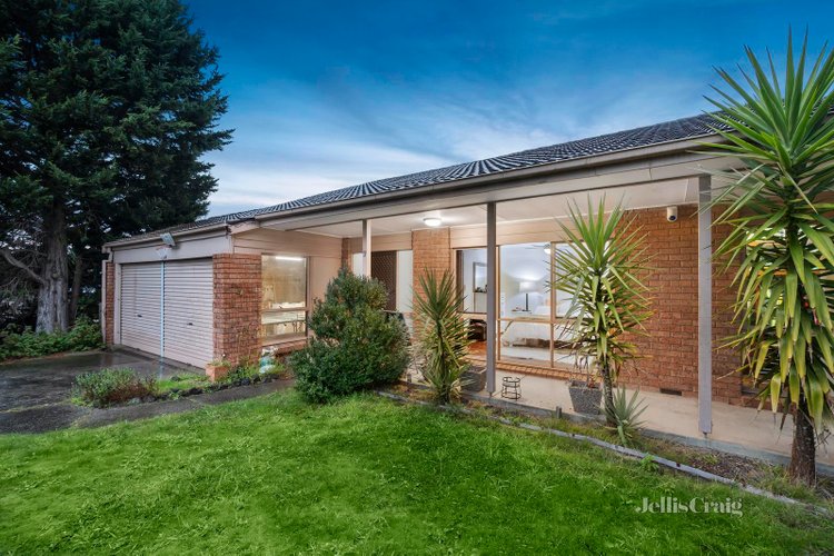 7 Lynda Court Doncaster East 3109