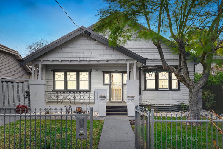 7 Lysbeth Street Mckinnon 3204