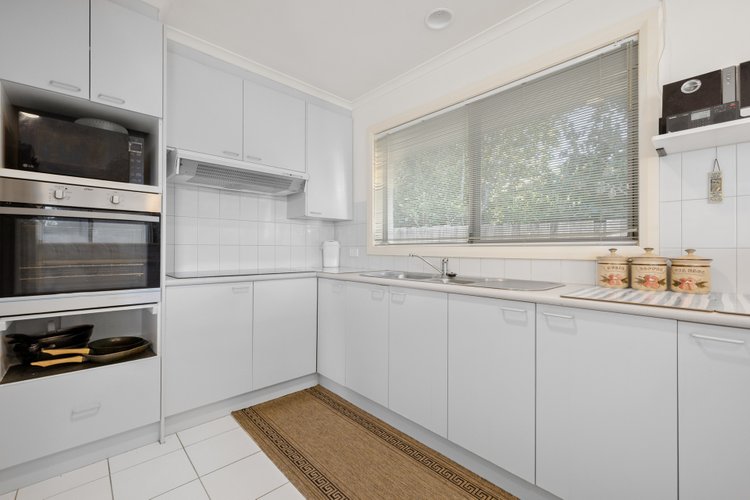 7 Maneroo Court, Eastwood