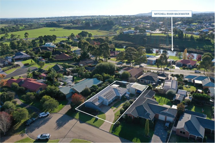 7 Maneroo Court, Eastwood