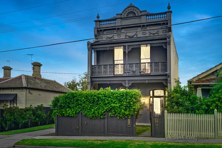 7 McCully Street Ascot Vale 3032
