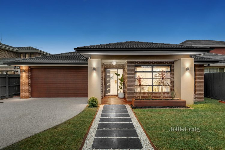 7 Namron Street Bentleigh East 3165