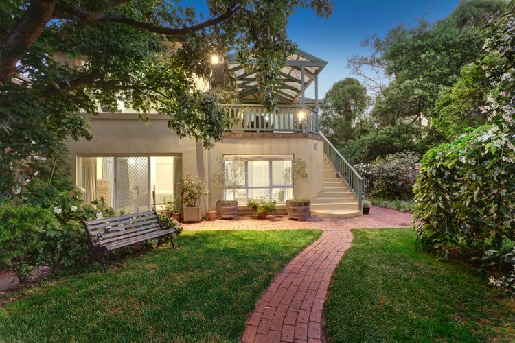 7 Newbury Street Kew East 3102