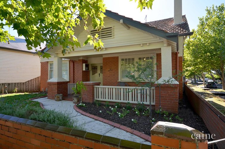 7 Pleasant Street South Ballarat Central 3350