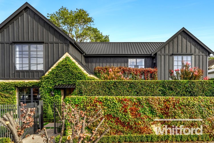 7 Queens Road, Newtown