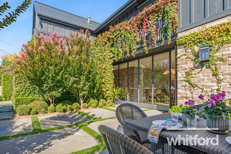 7 Queens Road, Newtown