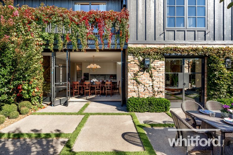 7 Queens Road, Newtown