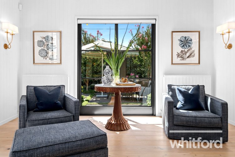 7 Queens Road, Newtown