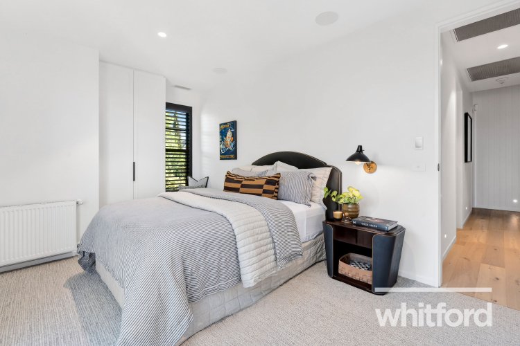 7 Queens Road, Newtown