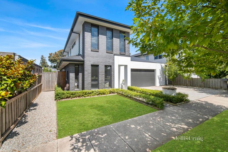 7 Regal Drive Alfredton 3350