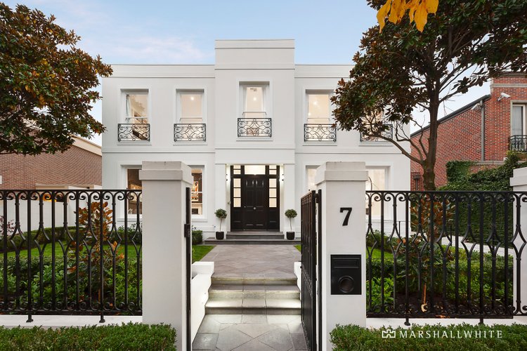7 Selborne Road