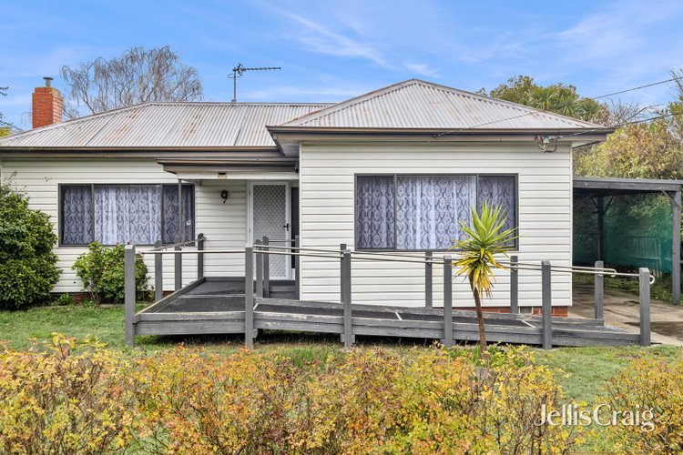 7 Shirley Street Wendouree 3355