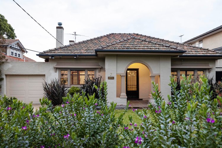 7 The Crossway  Strathmore 3041
