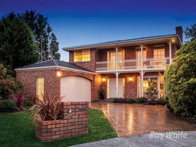 7 Tintern Rise Glen Waverley 3150