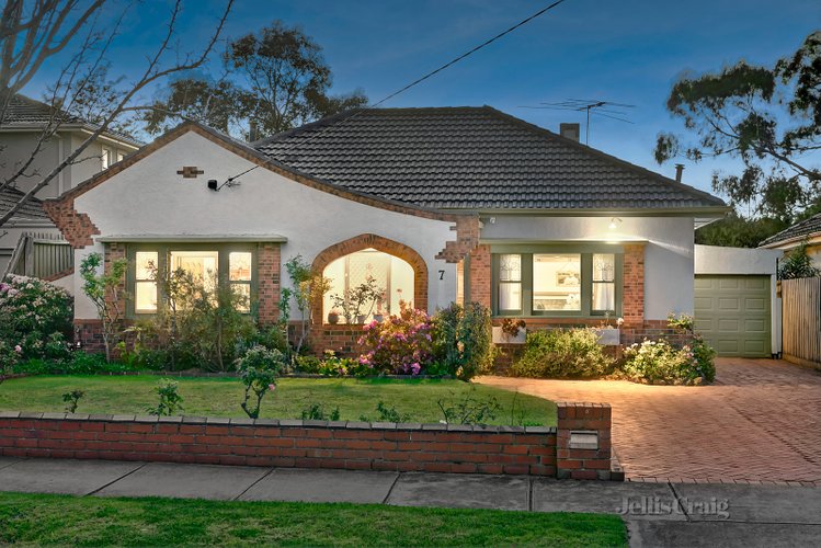 7 Twisden Road Bentleigh 3204