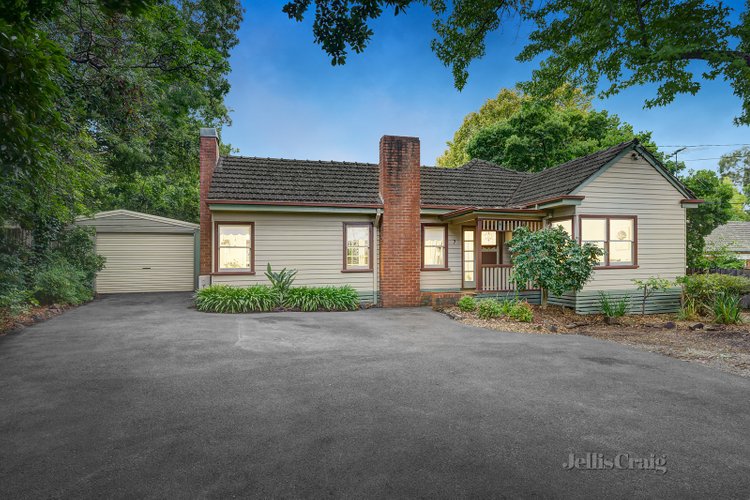 7 Warrien Road Croydon North 3136