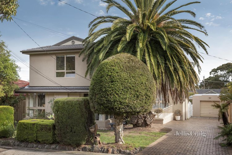 7 Watsons Road Glen Waverley 3150