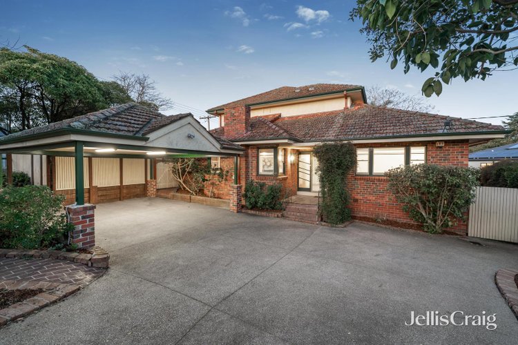 7 West Court Camberwell 3124