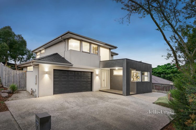 7 Wiregrass Court South Morang 3752