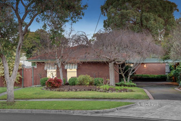 7 Wynyard Street Glen Waverley 3150