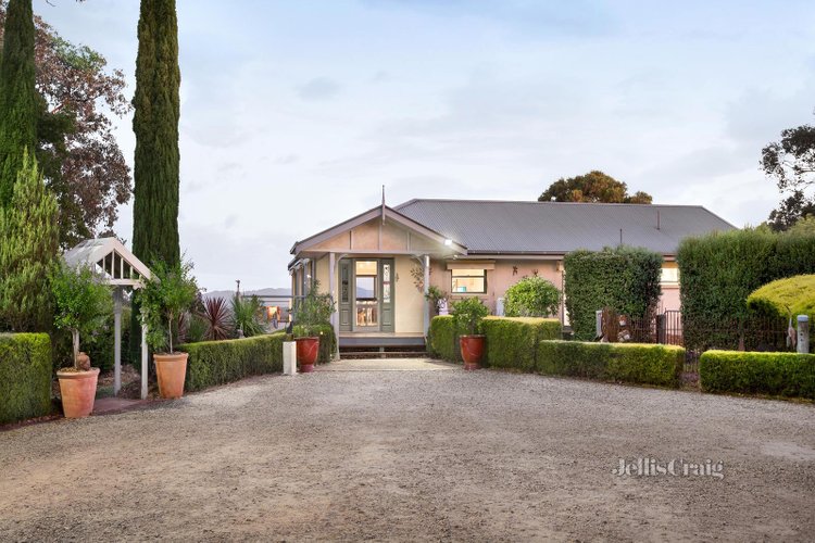 70-90 Henley Road Kangaroo Ground 3097