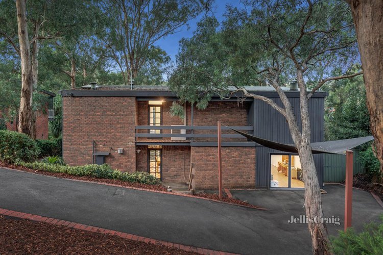 70 Karingal Drive Eltham North 3095