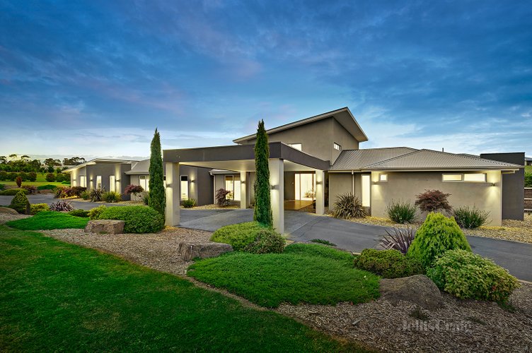 70 Sunset Drive Chirnside Park 3116