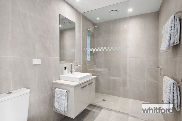 703/100 Western Beach Road, Geelong